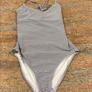 Aerie swimsuit one peice stripe s